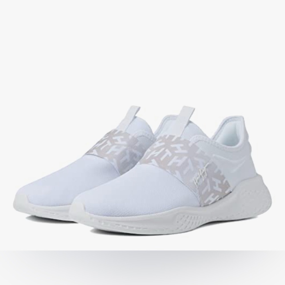 TOMMY HILFIGER NERY LIGHT WATER JOGGER SLIP ON SNEAKER WHITE SIZE 10 MEDIUM